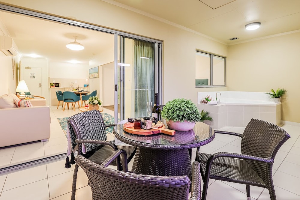 1770 Lagoons Central Apartment Resort 27/50