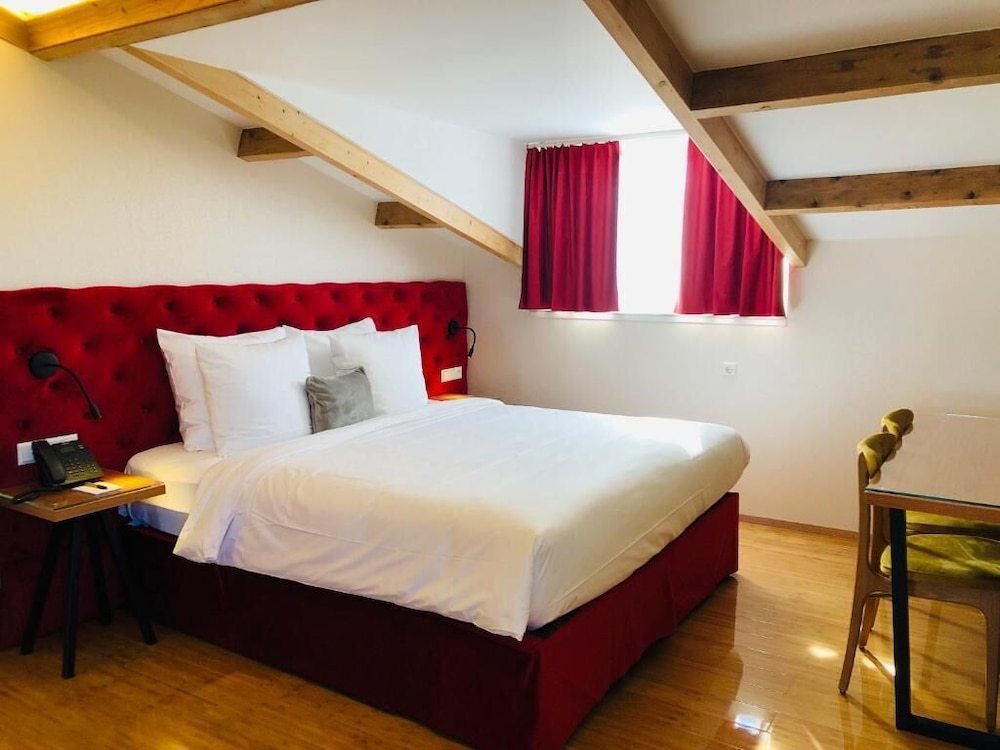 Boutique, Style, Queen Bed