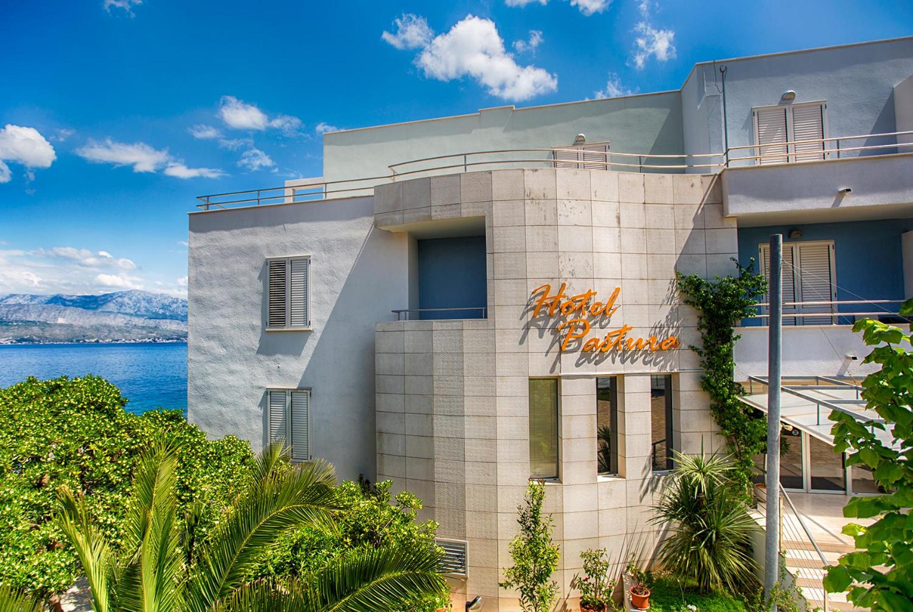 Hotel Pastura 2/55