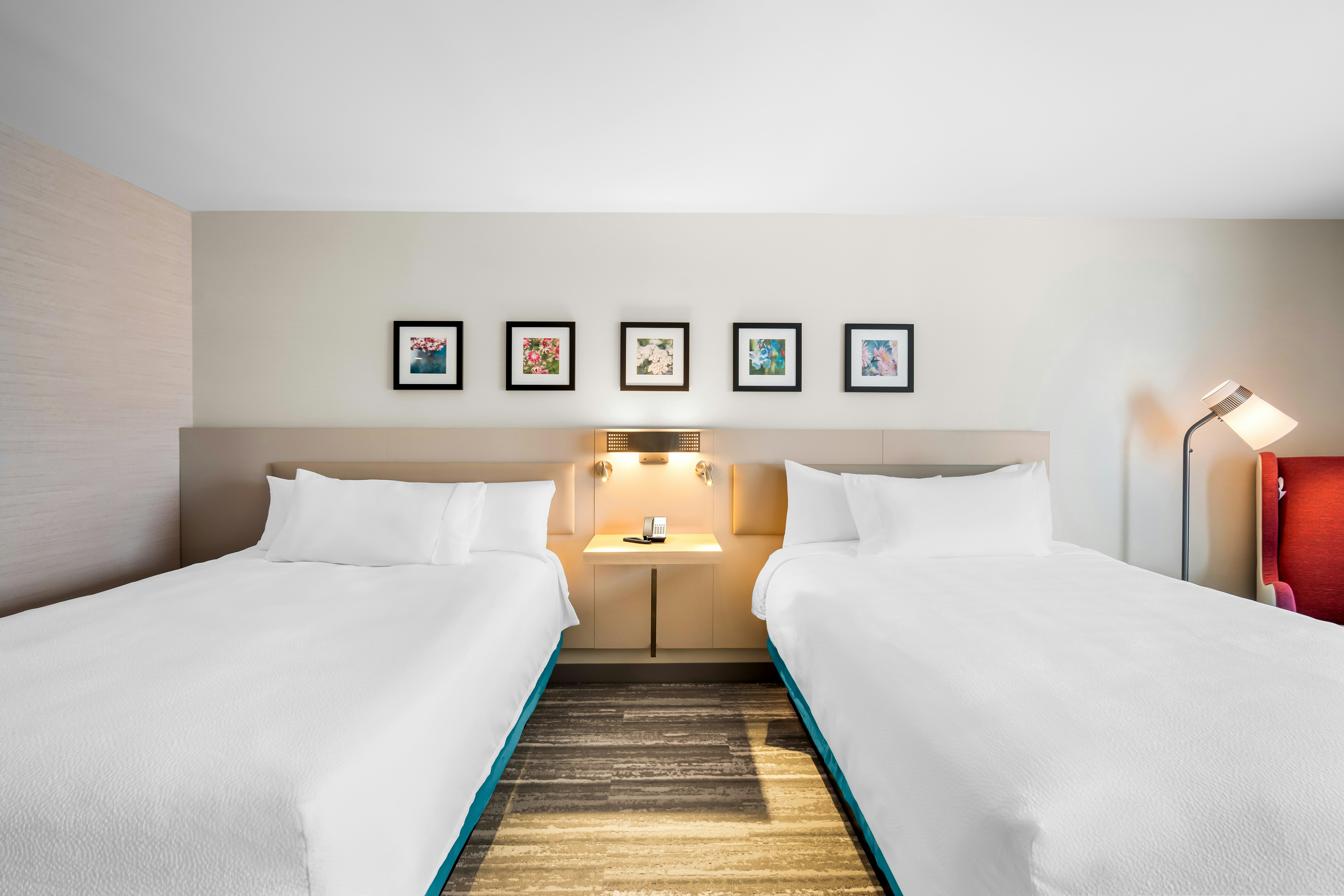 Room, 2 Queen Beds, Mountain View, Accessible
