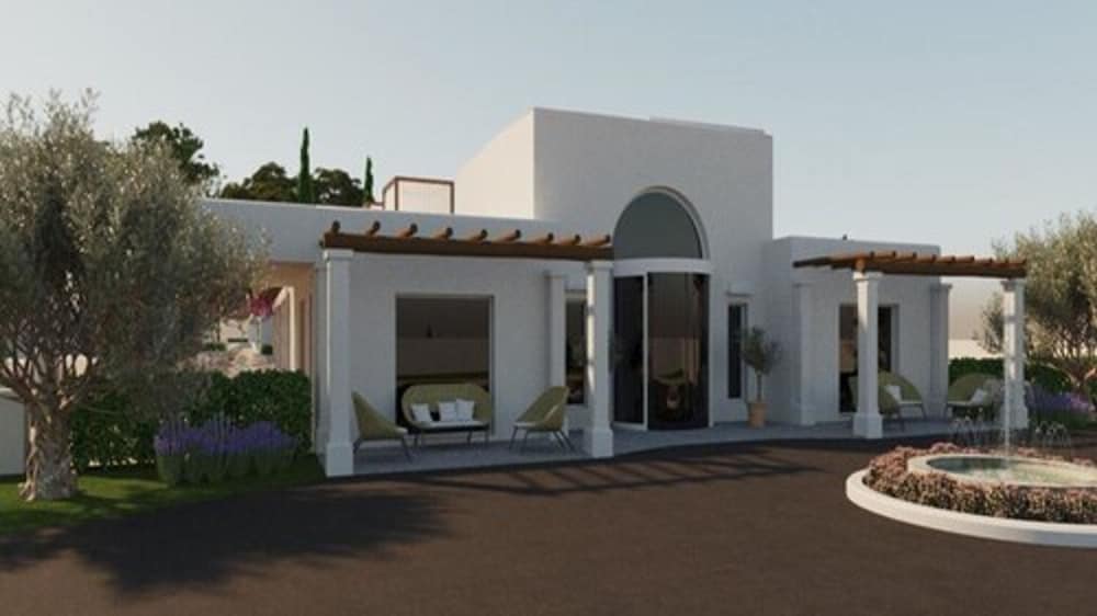 Eques Petit Resort 72/74