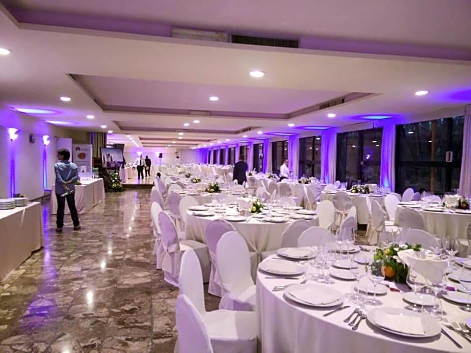 Hotel Vittoria 41/55