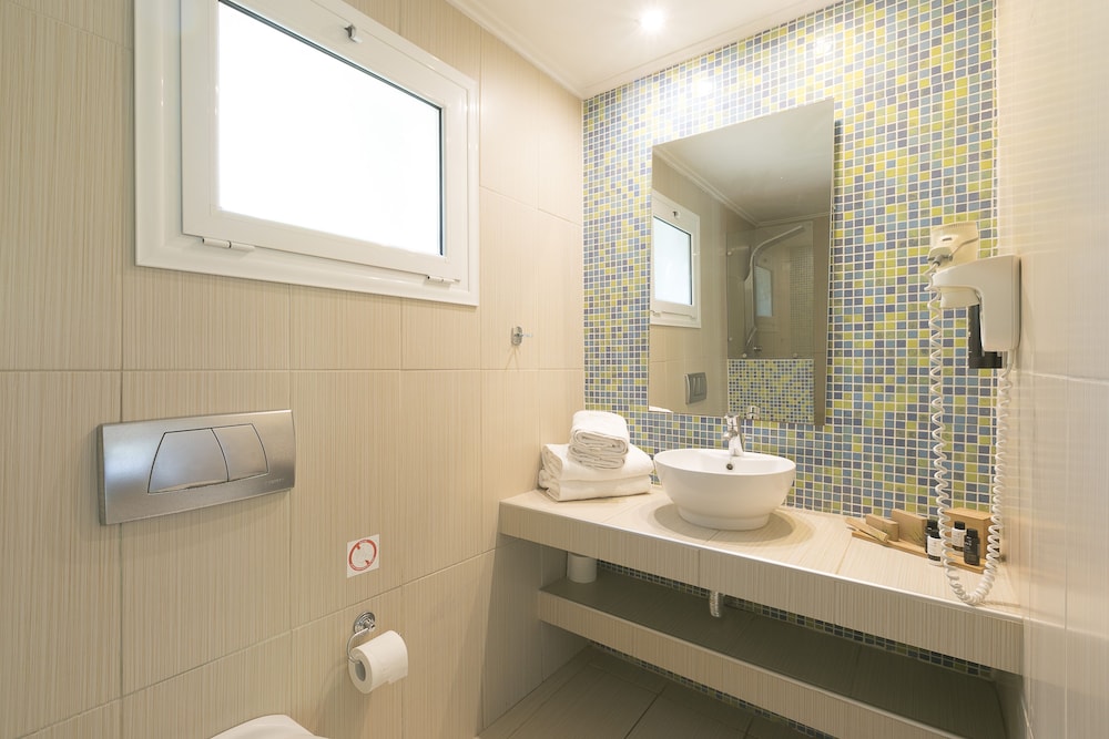 Mandraki Village Boutique Hotel 47/50