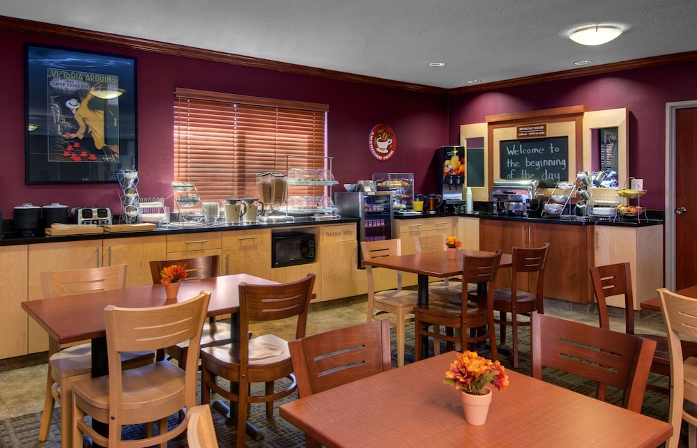 restaurant-cafeteria