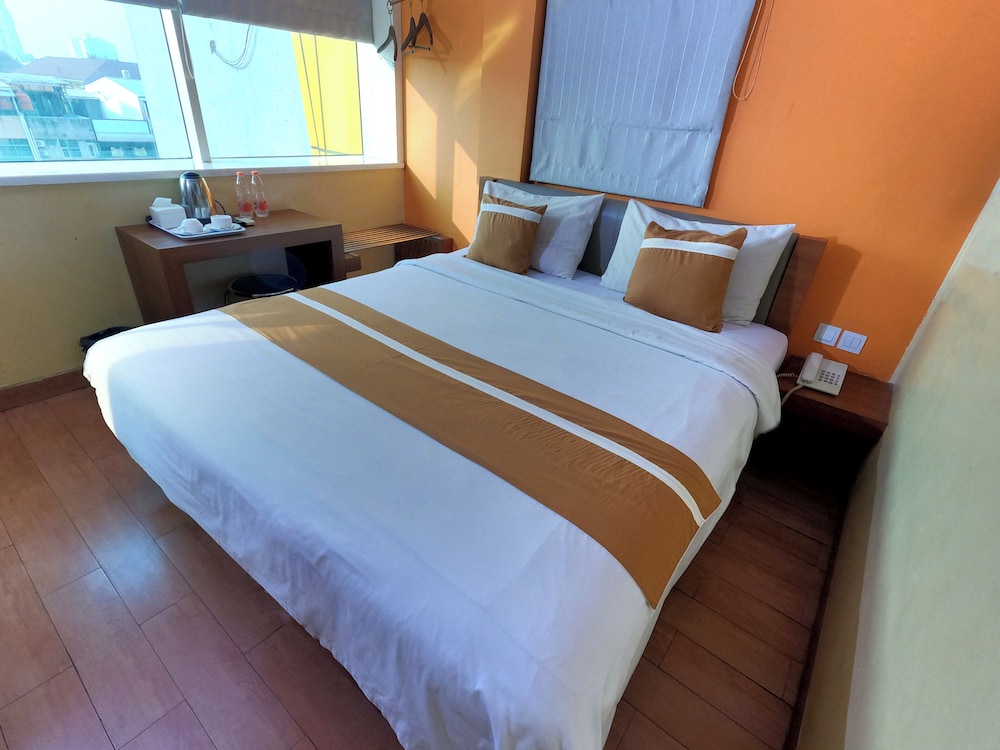 World Hotel Jakarta - Bandengan 16/50