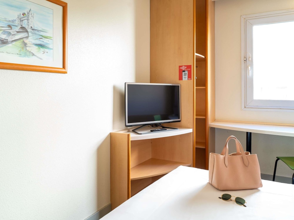 Ibis Madrid Alcorcon Tresaguas 35/44