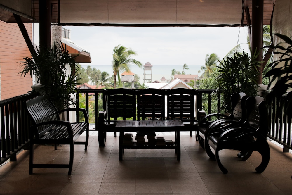 LAMAI BURI RESORT 38/50