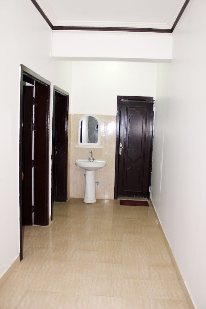 Al Eairy Apartments Al Qassim 1 13/36