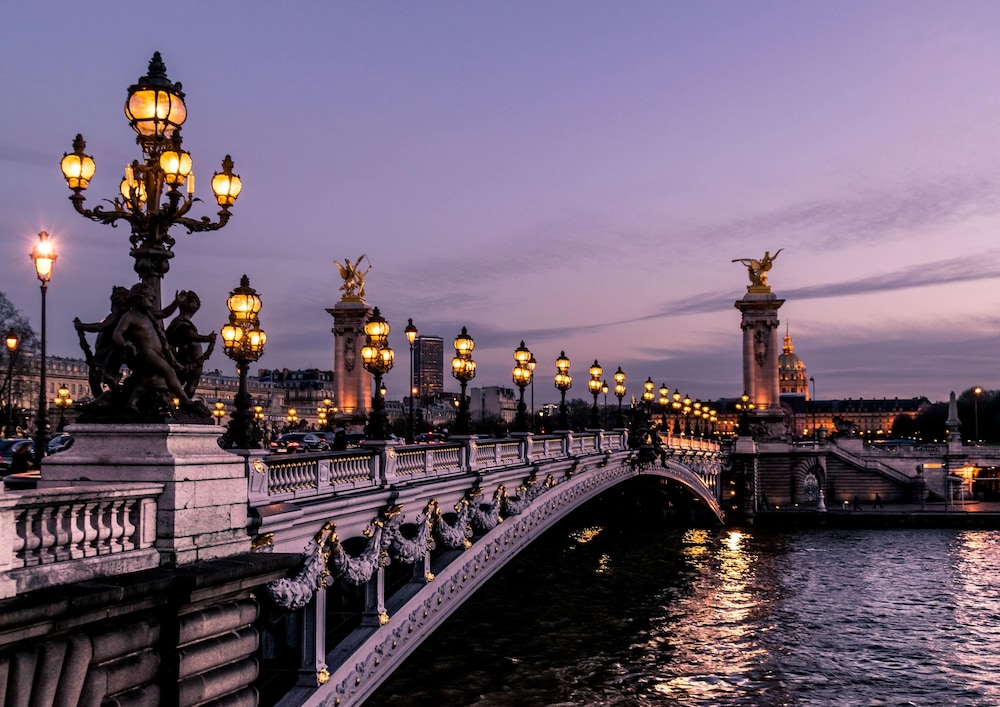 Etoile Trocadero 48/53