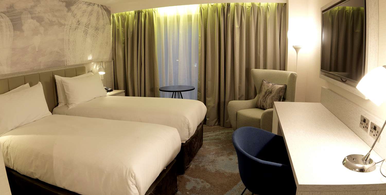 Room, Twin Beds