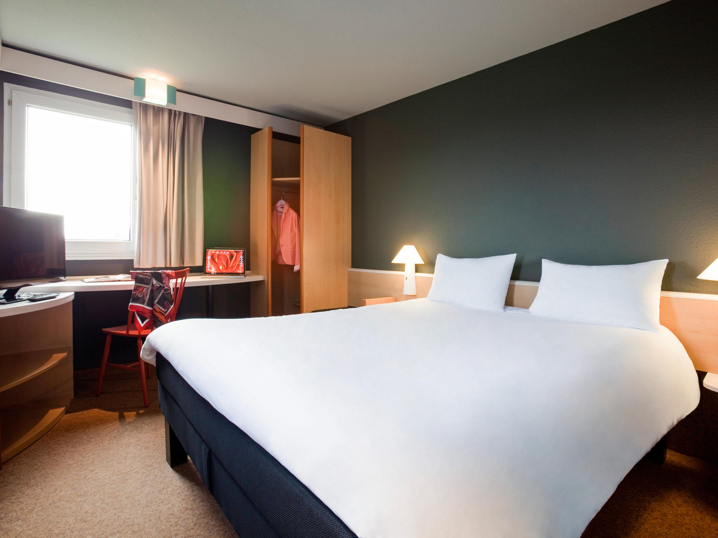Ibis Provins 4/23