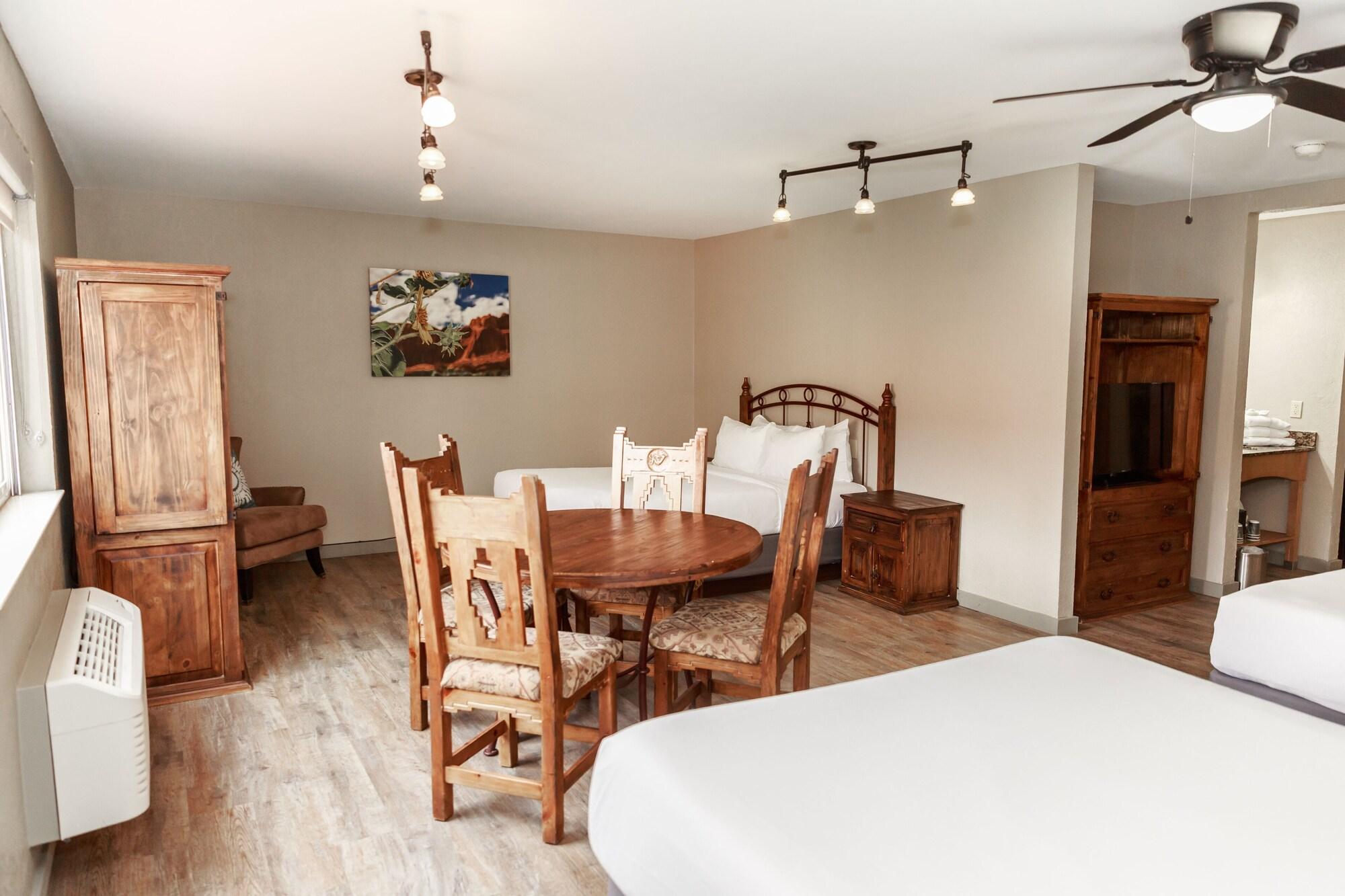 Suite, Multiple Beds