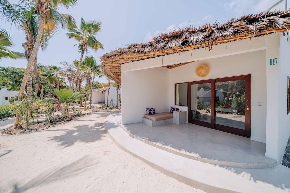 Spice Island Hotel and Resort 3/64