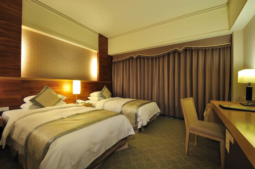 Hoya Hot Springs Resort & Spa 15/65