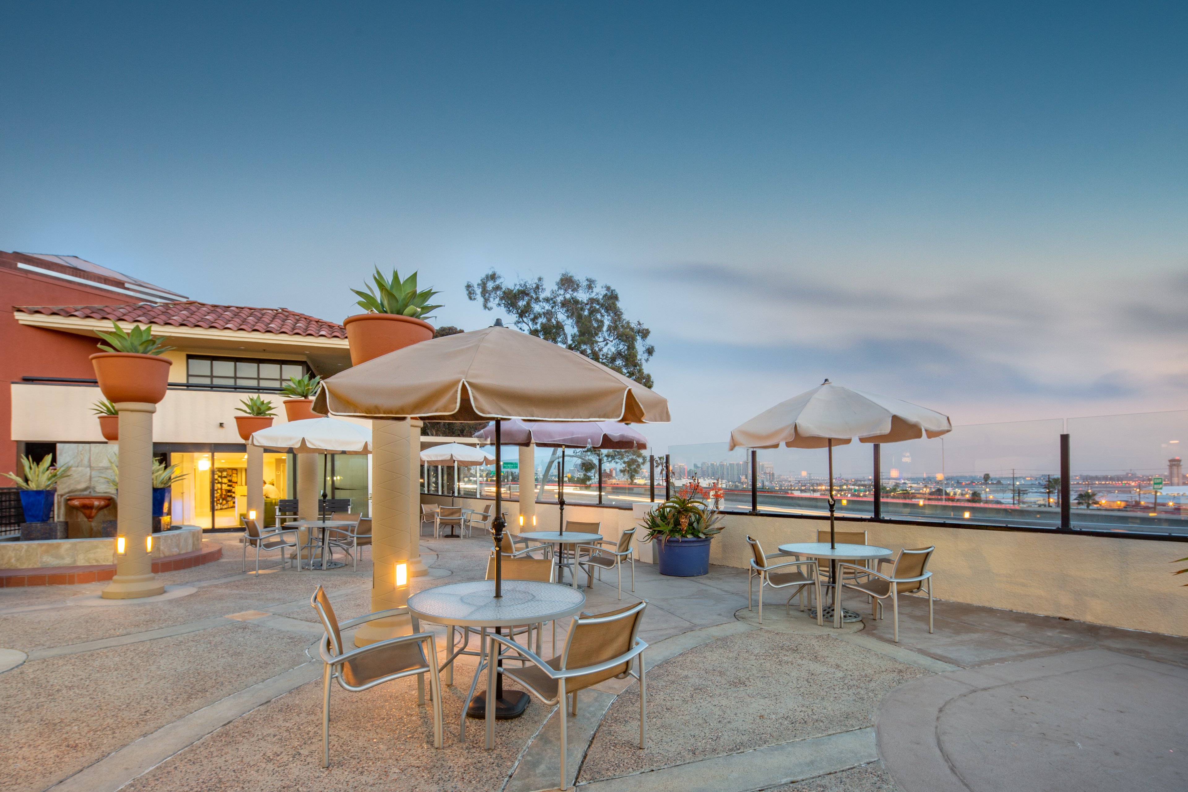 Holiday Inn Express San Diego Airport Old Town 24/25
