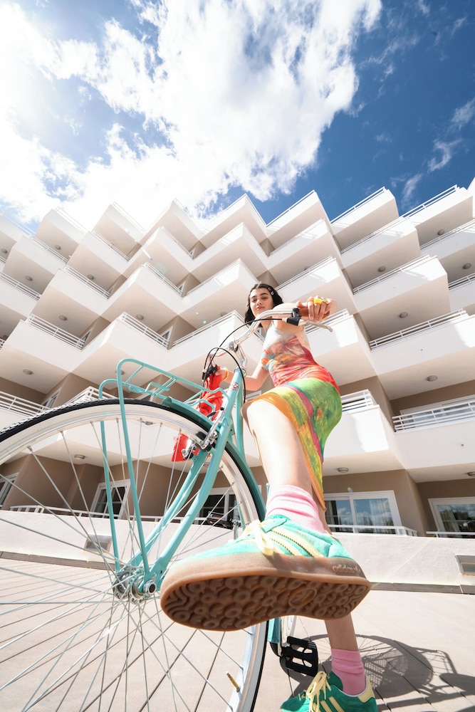 Innside by Melia Wave Calvia 69/76