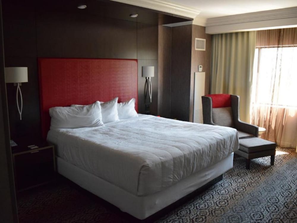 Caesars Southern Indiana - A Caesars Rewards Destination 16/48