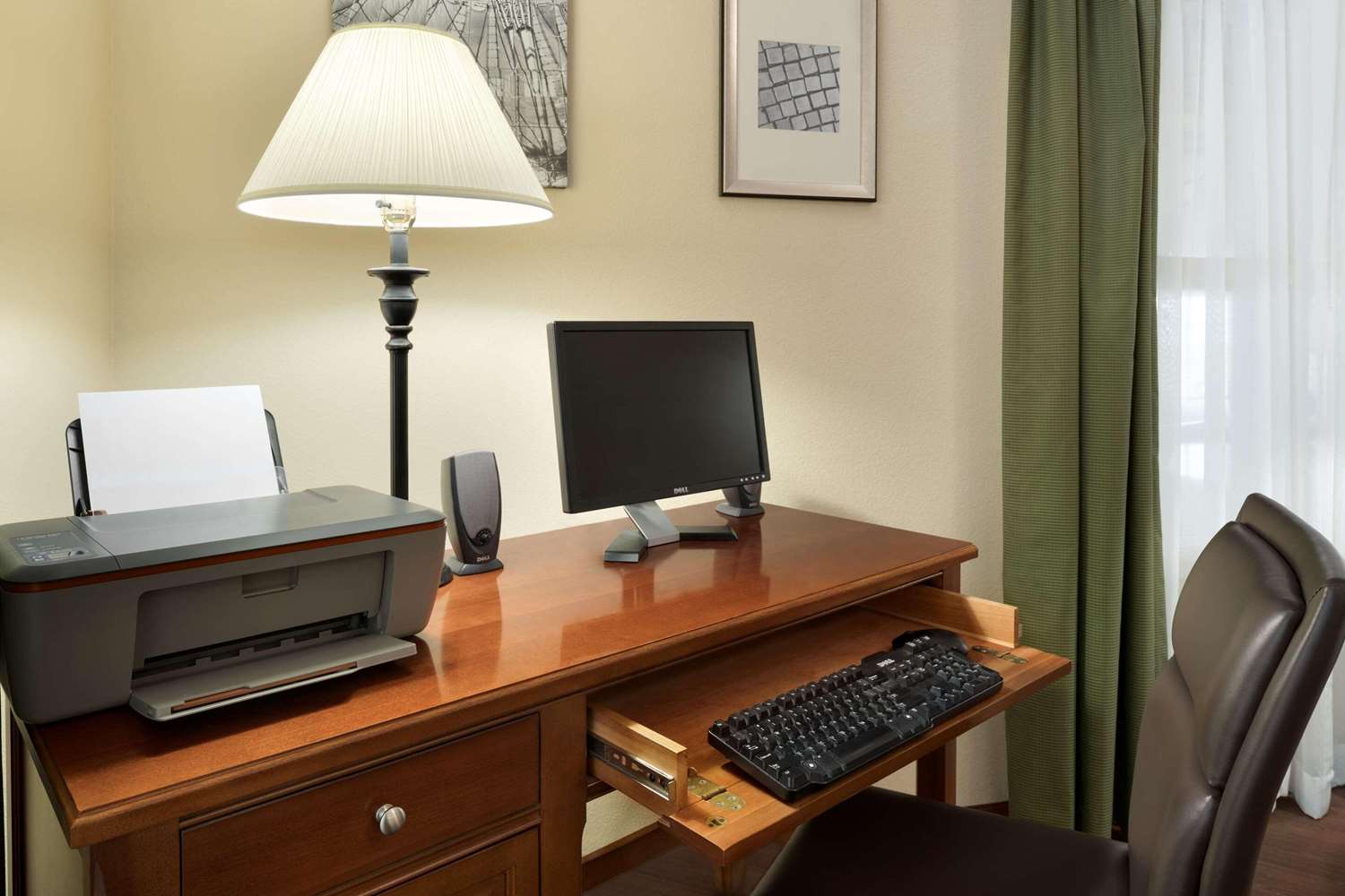 Country Inn and Suites By Radisson Grinnell 19/20