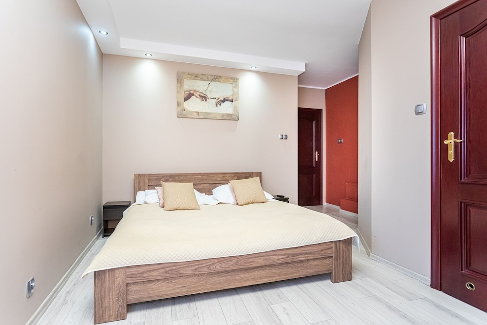 STANDARD, DOUBLE OR TWIN BED