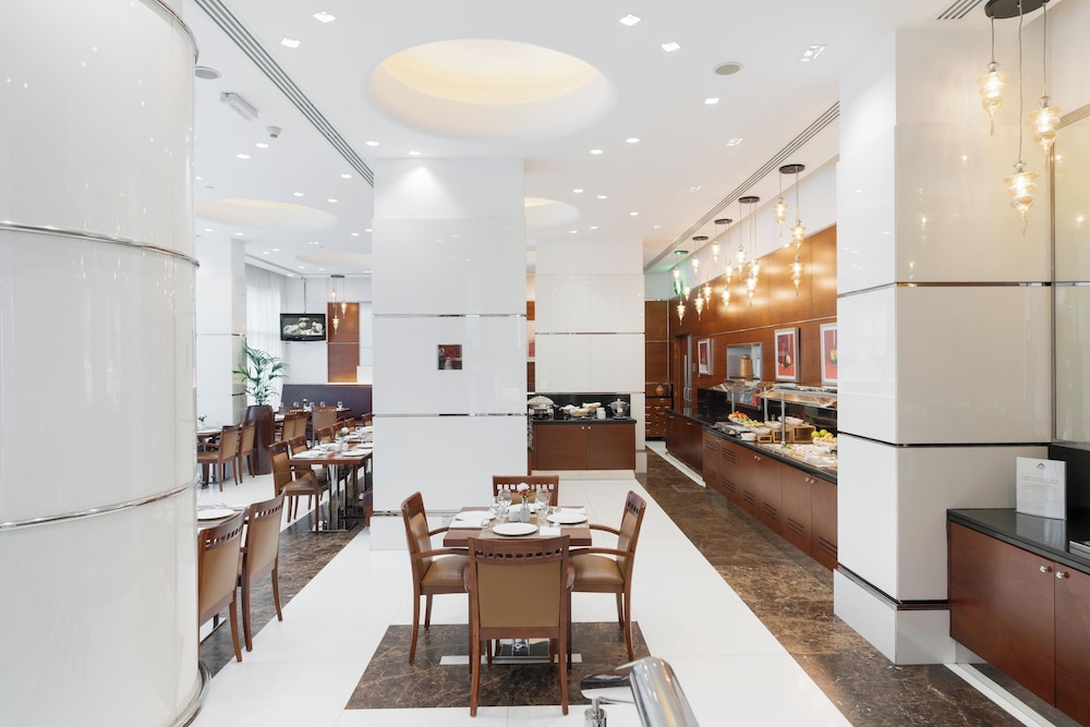 Golden Sands Hotel and Residences 57/71
