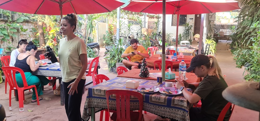 Relax And Resort Angkor Guesthouse 16/34