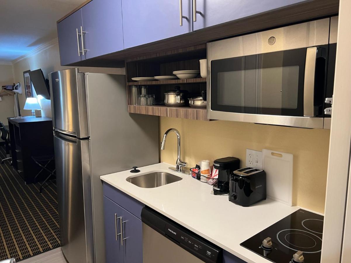 MainStay Suites Ozona I-10 44/50