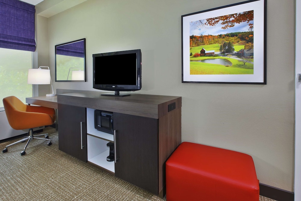 Hampton Inn White River Junction 64/81