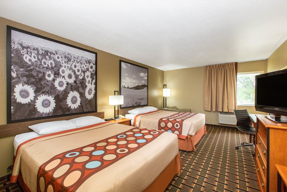 Super 8 by Wyndham Ottawa 17/26