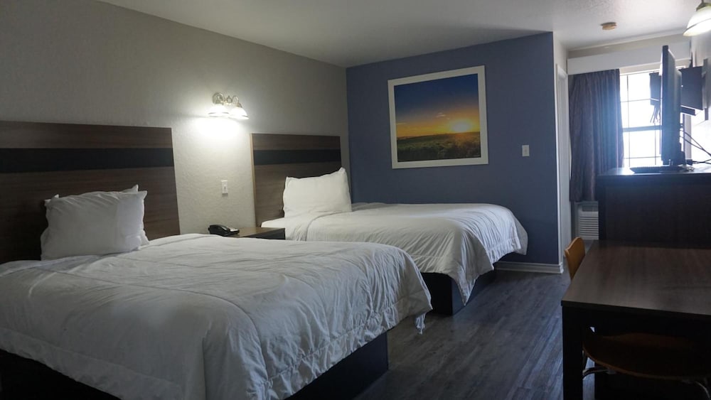 La Villita Inn 8/45