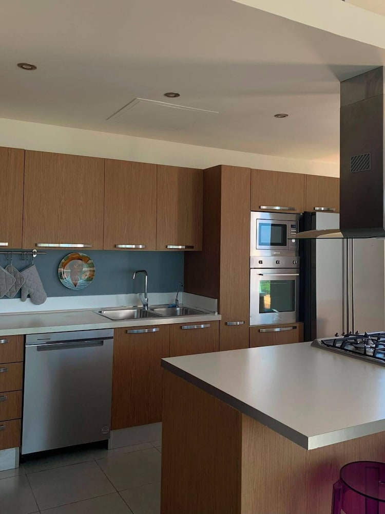 Ultravioleta Boutique Residences 34/47