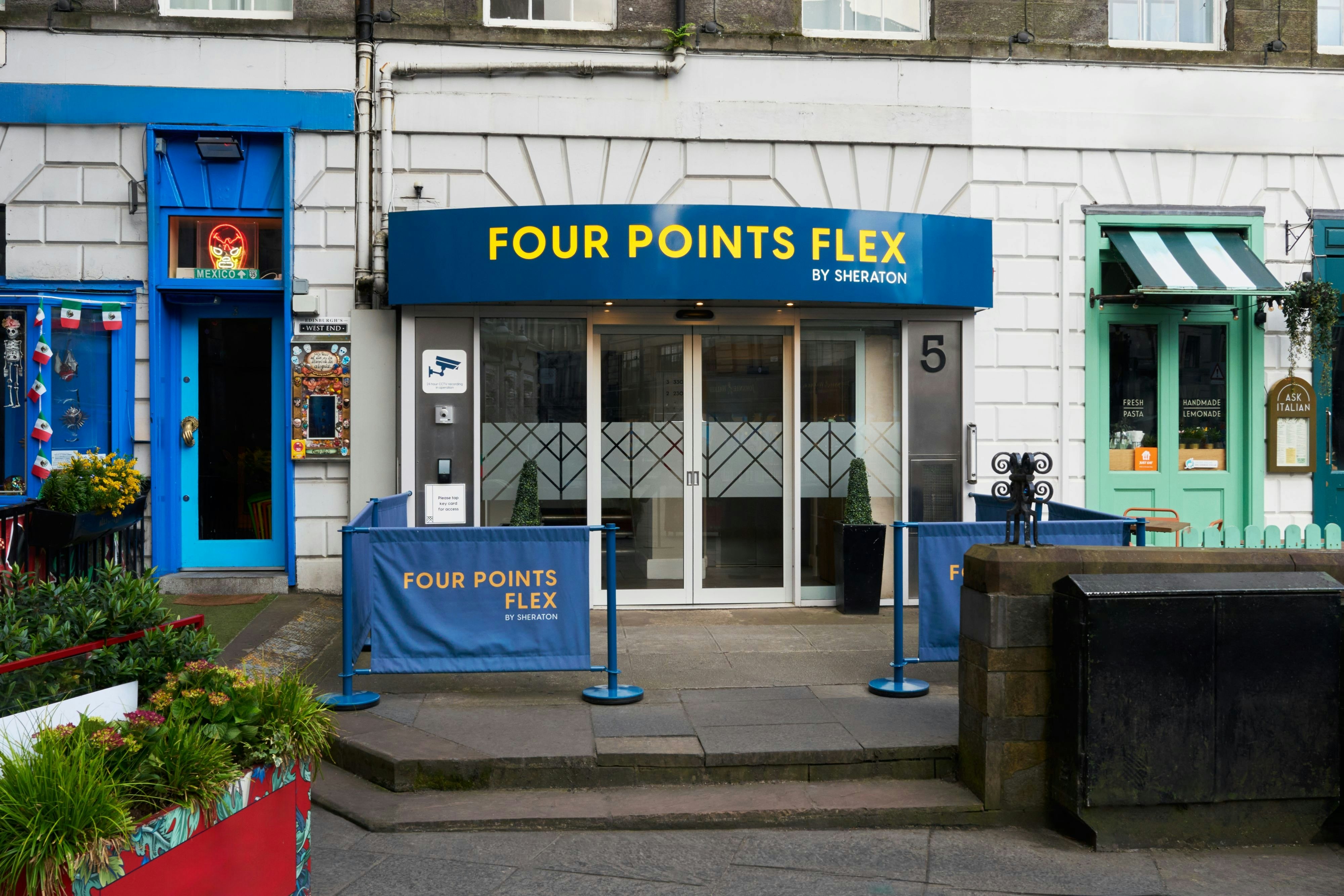 Four Points Flex by Sheraton Edinburgh 3/6