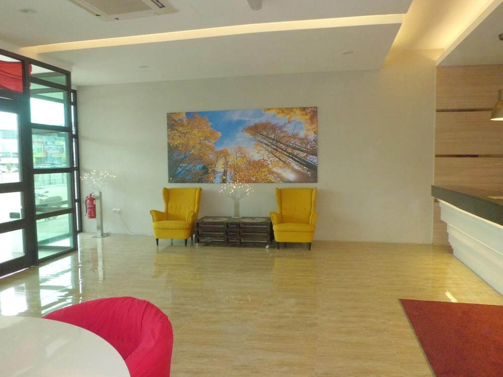 The Inn Formerly Triple Tree Xpress Hotel 32/44