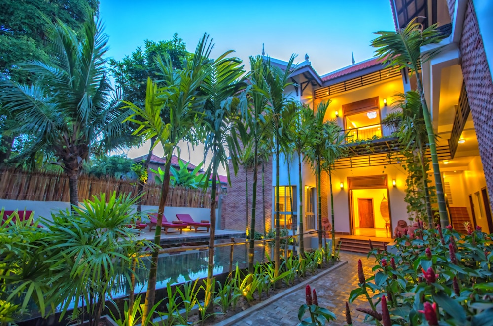 River Bay Villa 4/67