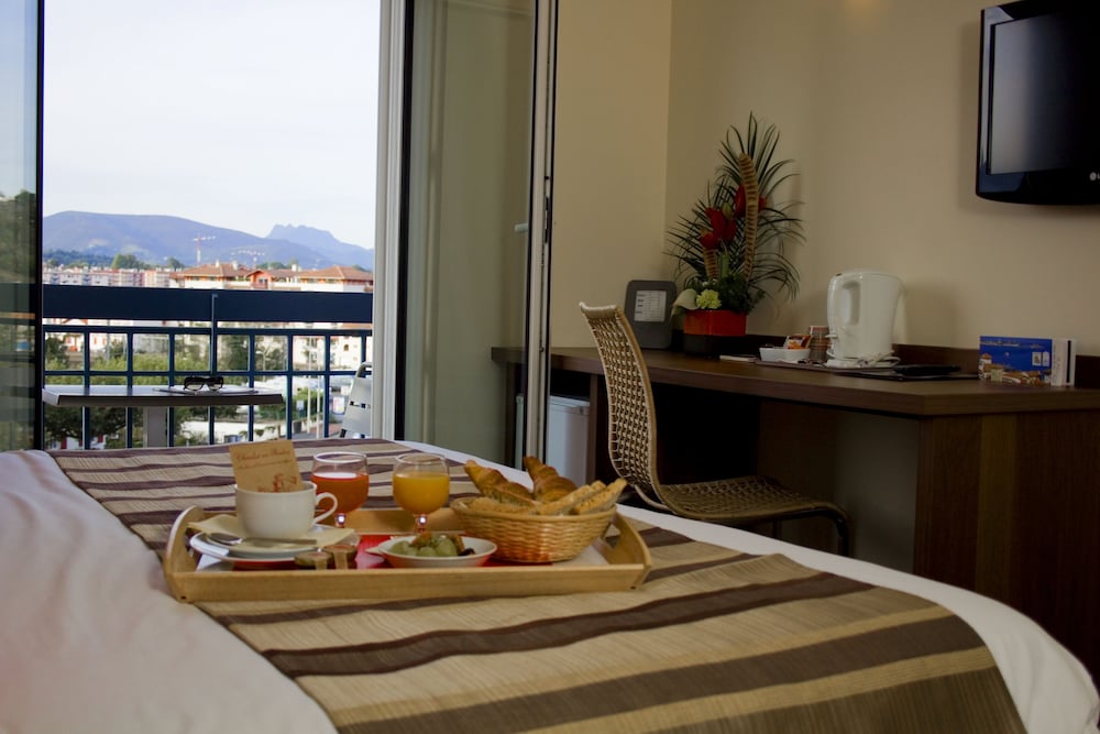 Hotel Le Relais Saint Jacques 46/55