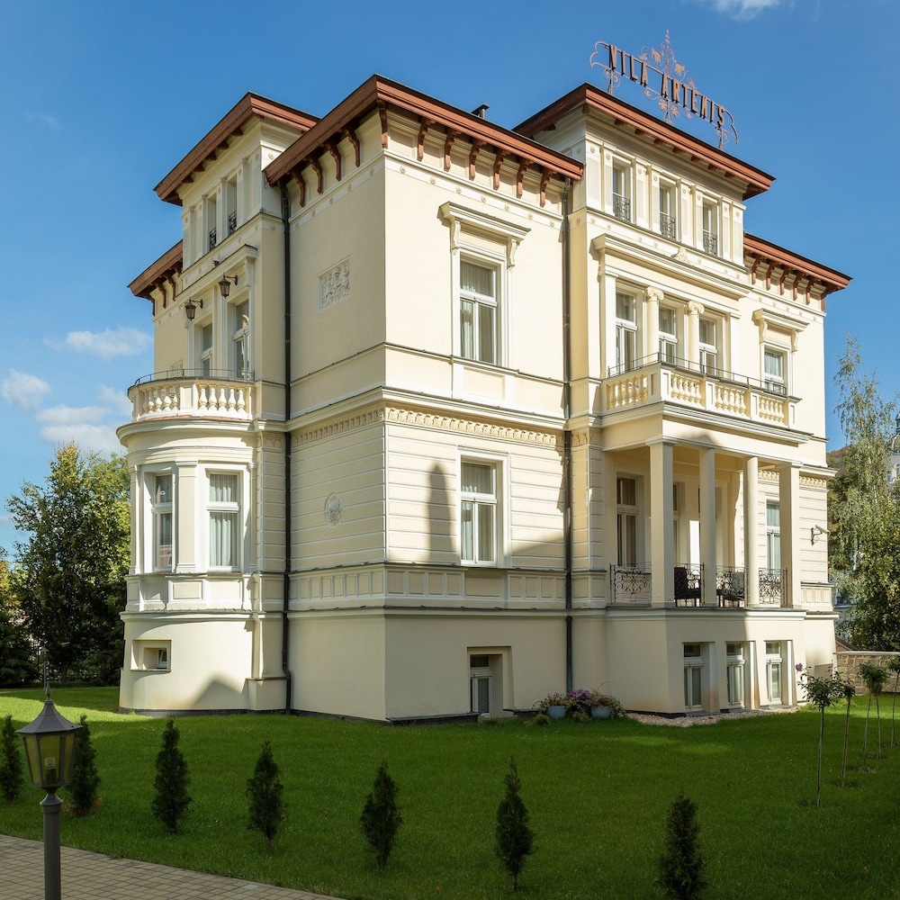 Savoy Westend Hotel in KARLOVY VARY - CZ