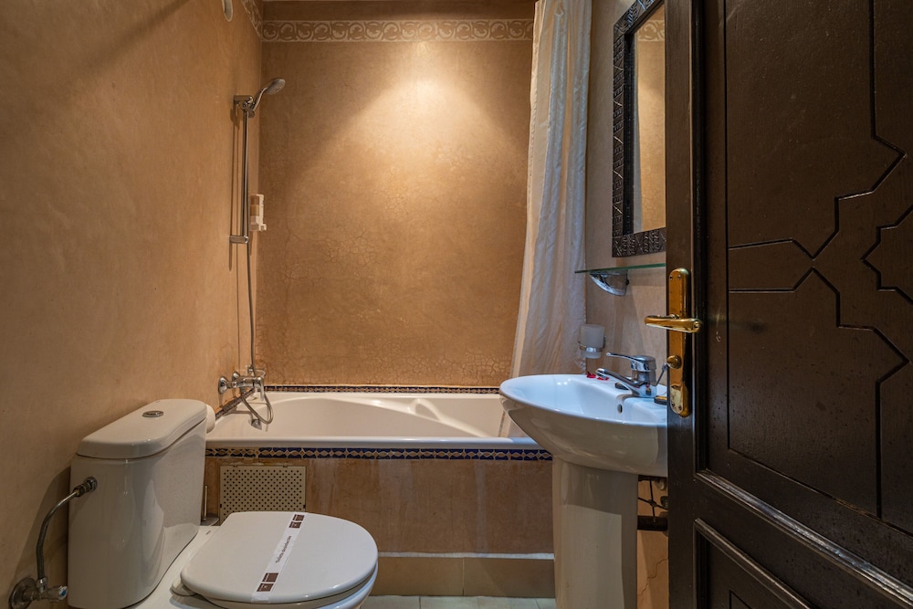 Le Caspien Hotel 22/52