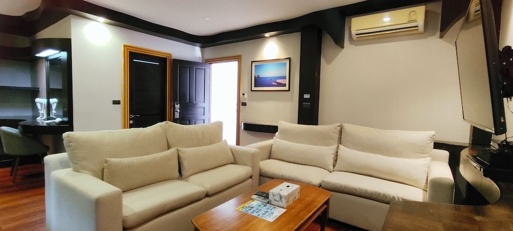 Simple Life Cliff View Resort 57/78