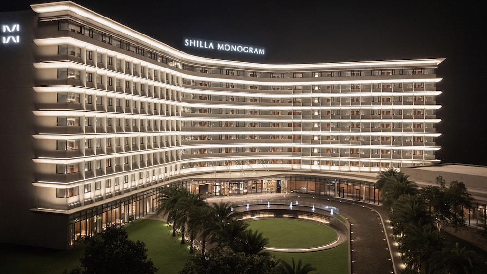 Shilla Monogram Danang in DIEN BAN