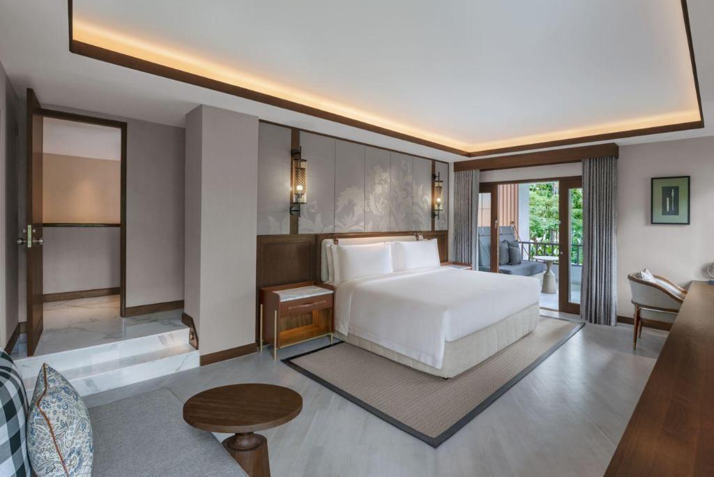 1 Bedroom, Bi Level, Suite, King Bed, Ocean View