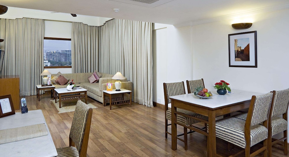 Hotel Clarks Amer Jaipur 32/44