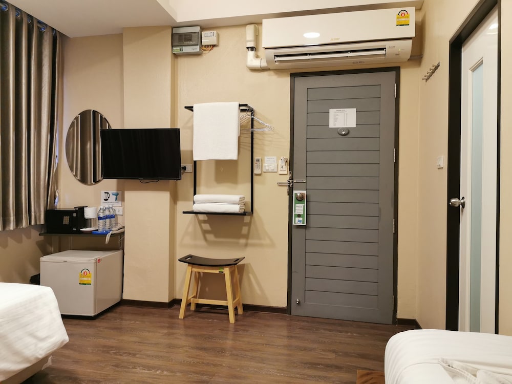 Kim Korner Hotel 44/54