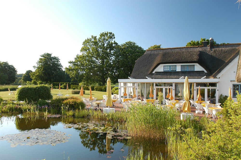 Landhotel Kastanienallee Putbus 47/50