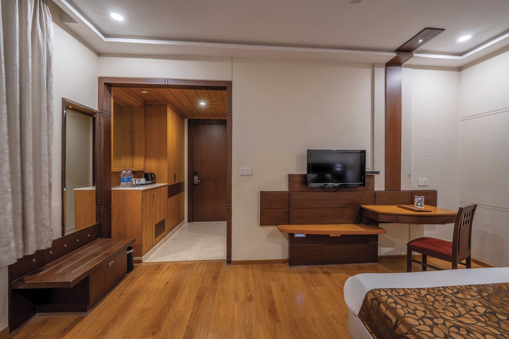 Lariya Resort 33/53