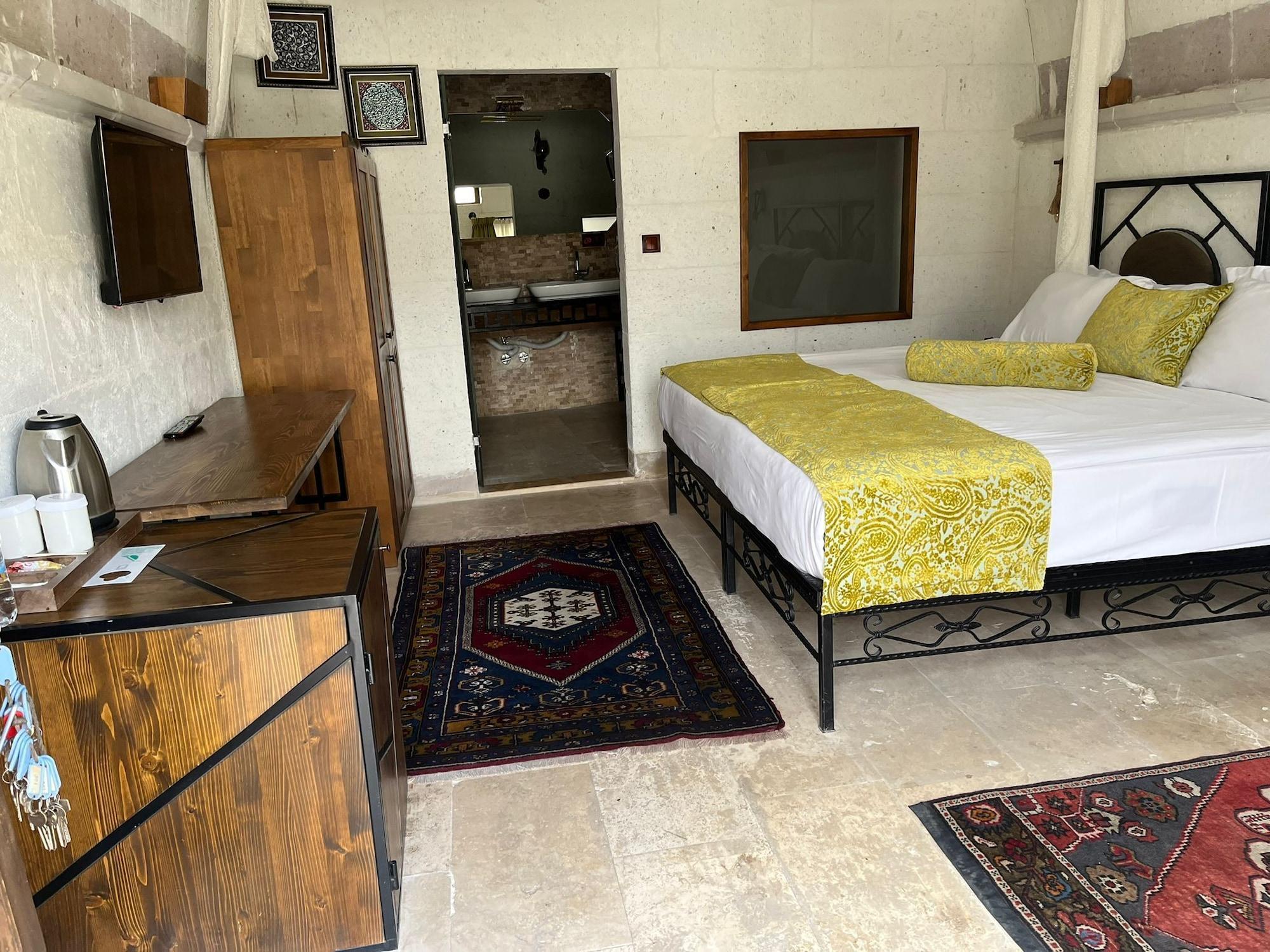 Stone، Ortahisar Cave Hotel 2/4