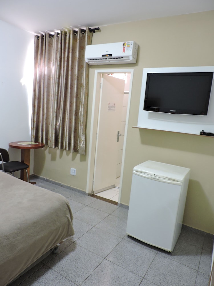 Aton Plaza Hotel 38/58