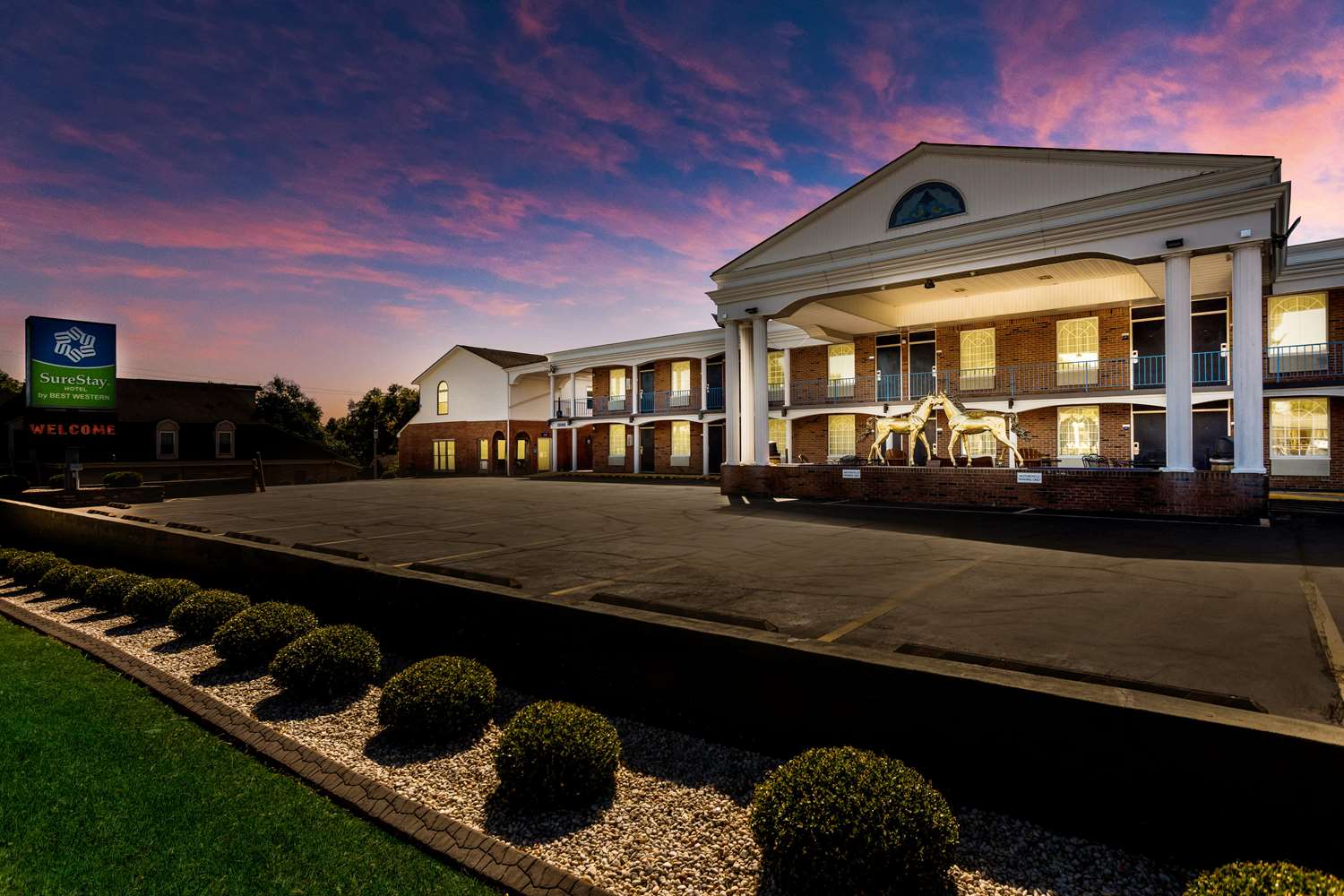 SureStay Hotel by Best Western Bardstown General Nelson 15/18