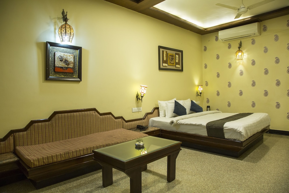 Hotel Mount Regency 40/67