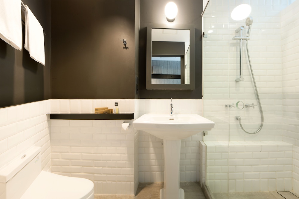 Rooms Inc Hotel Pemuda 14/59