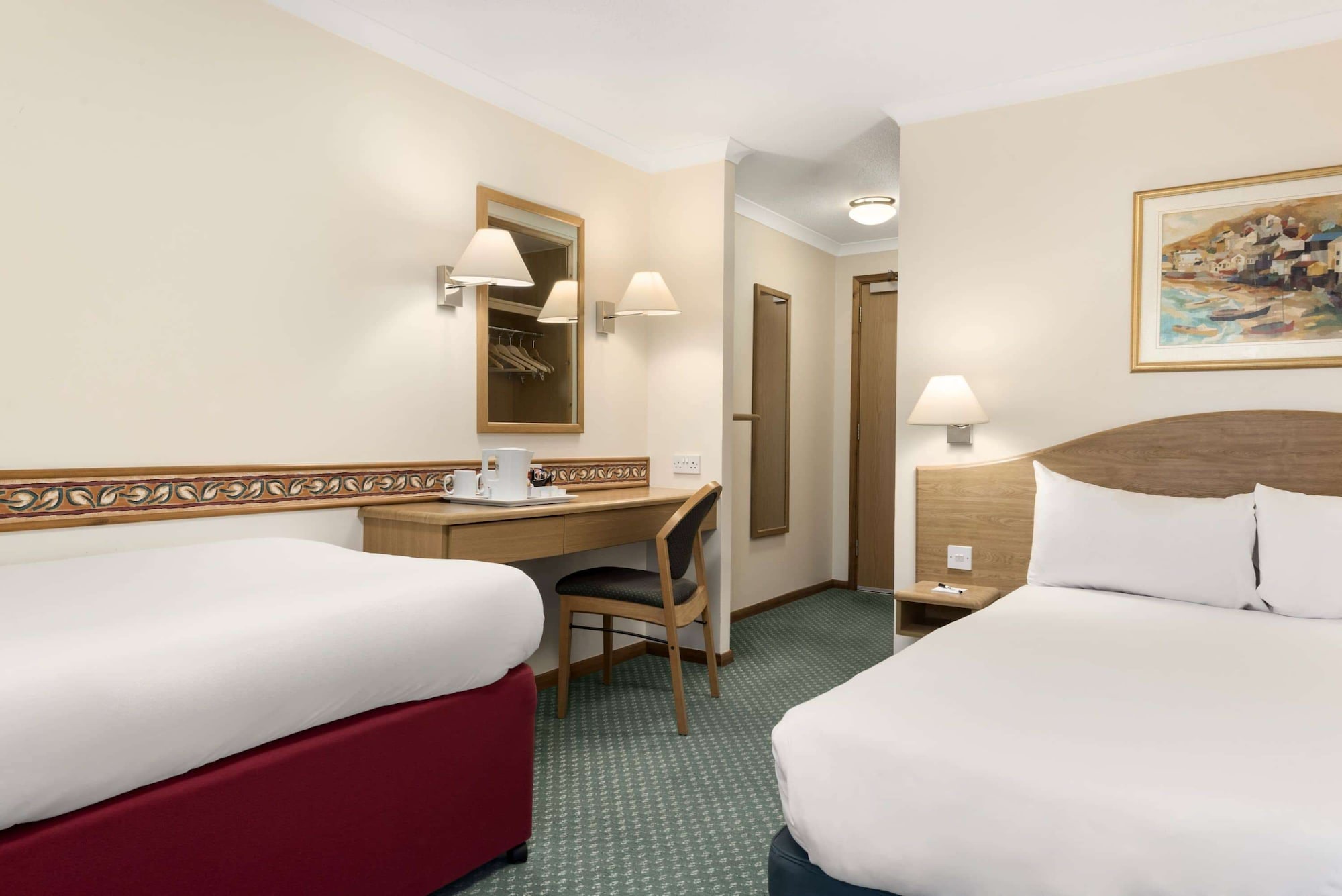 ROOM, 1 DOUBLE AND 1 SINGLE BED
