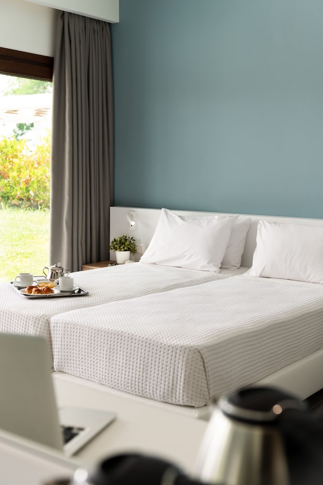 Olympios Zeus Hotel & Bungalows by Anayia All Inclusive Resorts 34/67
